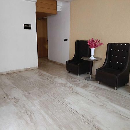 فندق أو واي أو 8561 صن بارك بوبال المظهر الخارجي الصورة