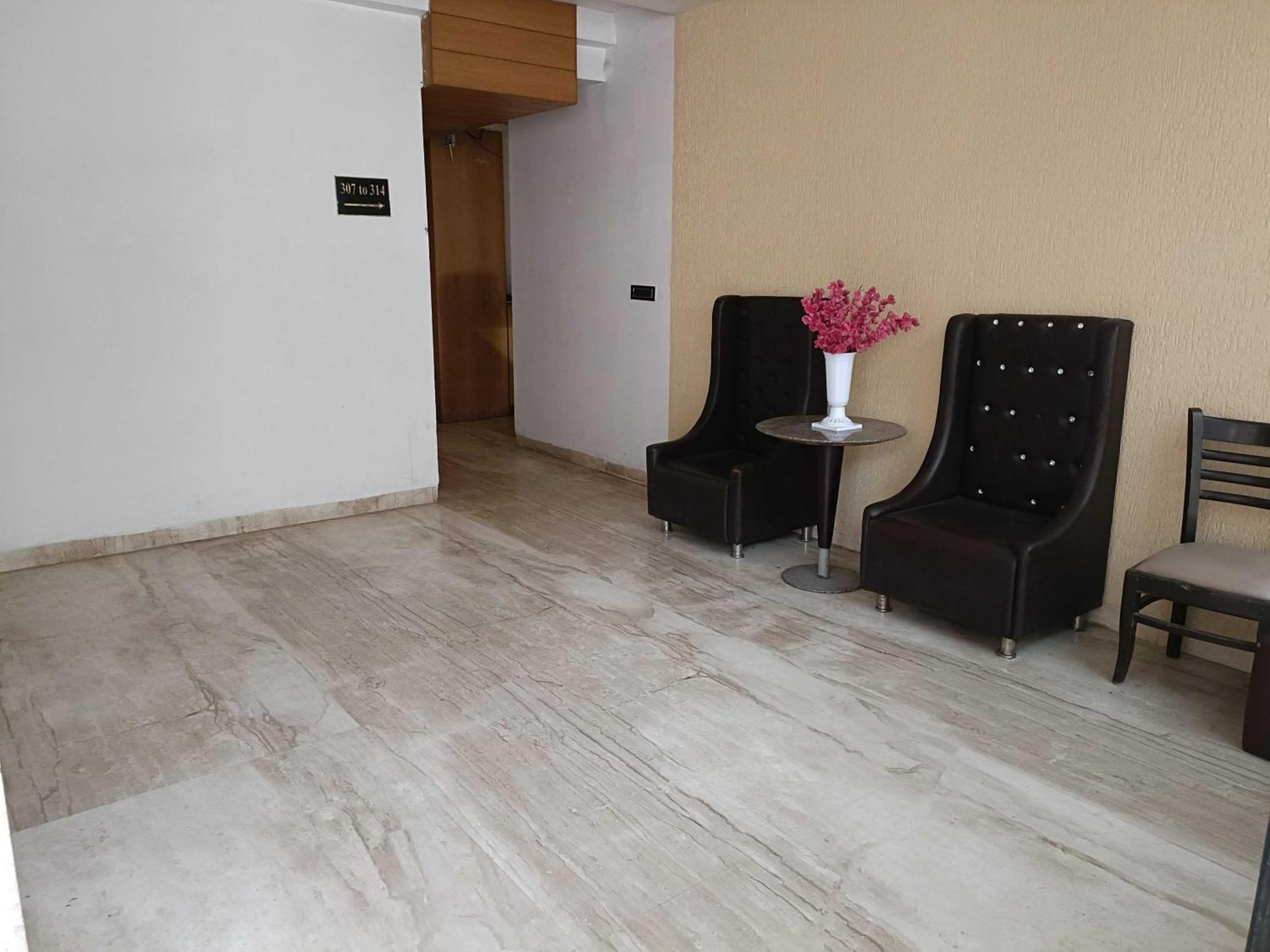 فندق أو واي أو 8561 صن بارك بوبال المظهر الخارجي الصورة